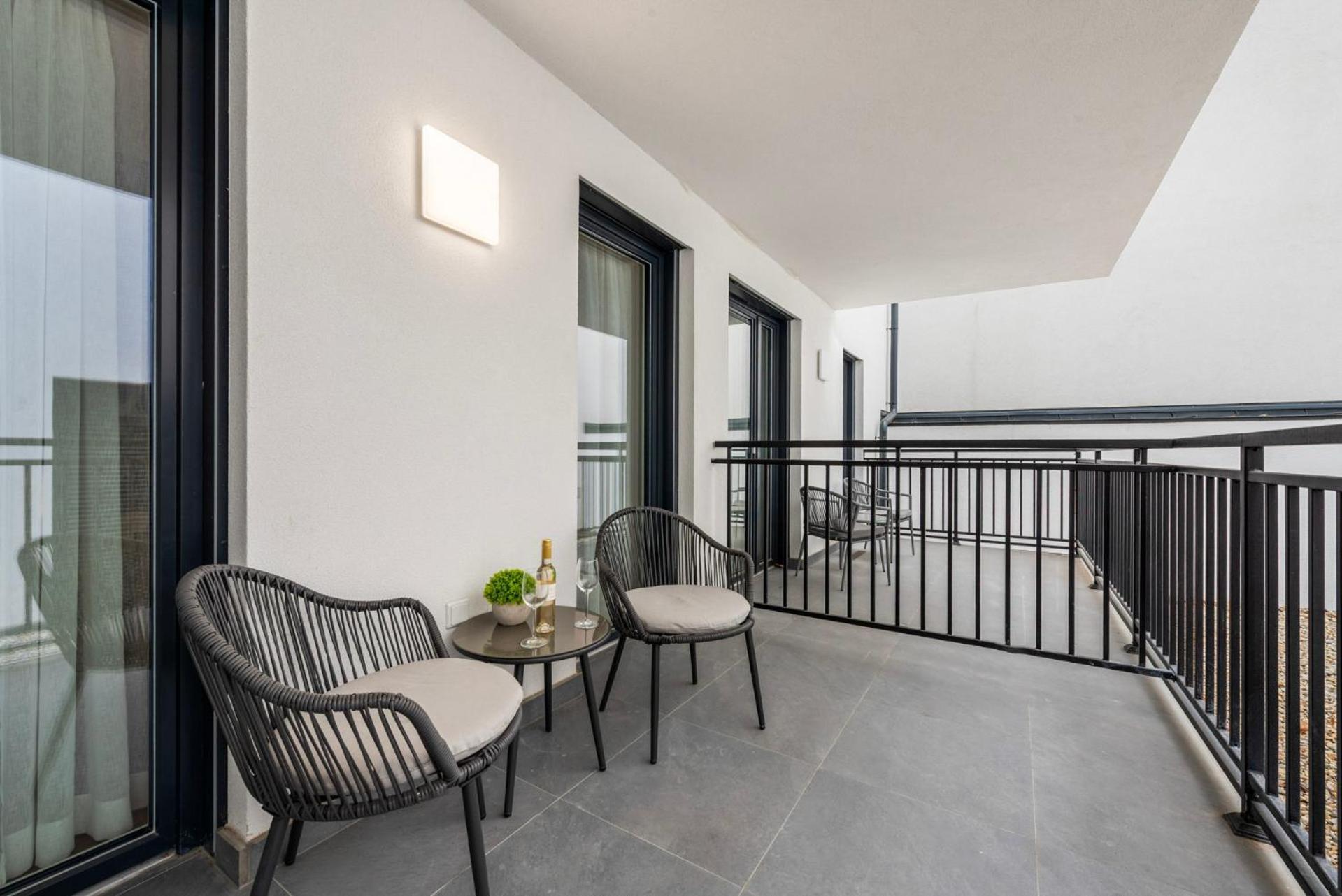 Aparthotel Vienna Hills Living Exterior foto
